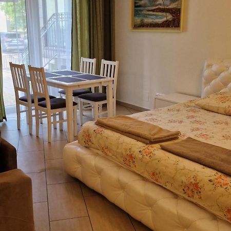 Palanga Apartaments - Mickeviciaus 8 المظهر الخارجي الصورة
